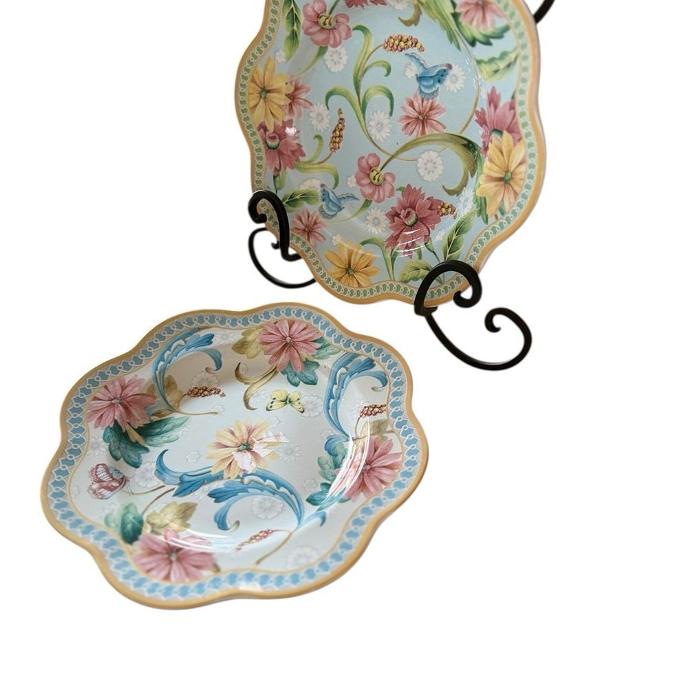 Spode Multicolor Floral Dinnerware Set